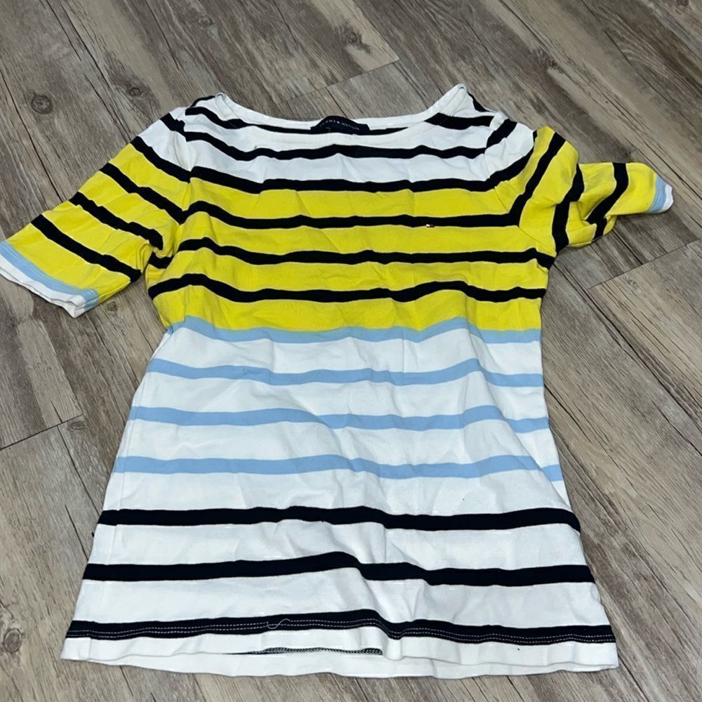 Tommy Hilfiger top 